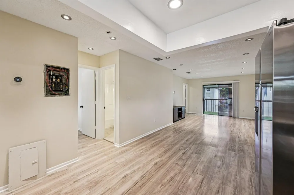 6001 Shakerwood Circle #203 Tamarac, FL 33319