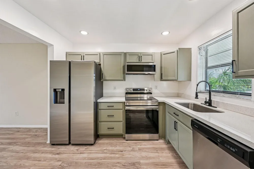 6001 Shakerwood Circle #203 Tamarac, FL 33319
