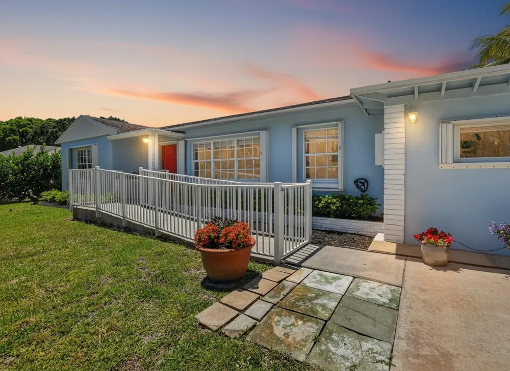 277 NW 3rd Court Boca Raton, FL 33432