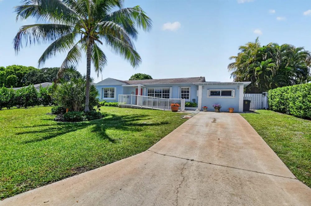 277 NW 3rd Court Boca Raton, FL 33432