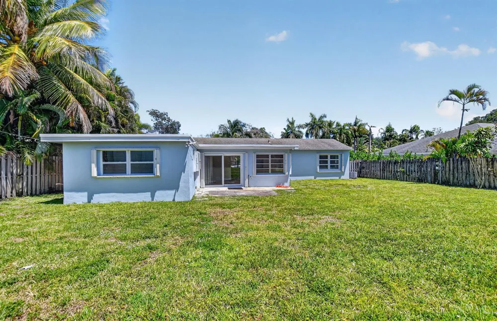 277 NW 3rd Court Boca Raton, FL 33432