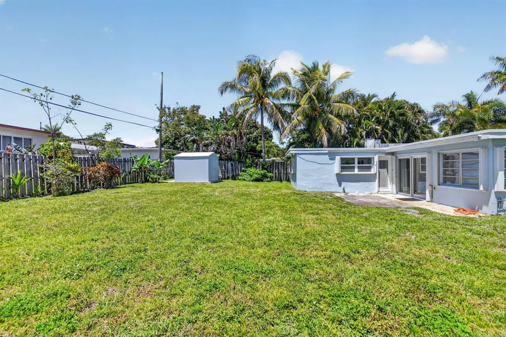 277 NW 3rd Court Boca Raton, FL 33432