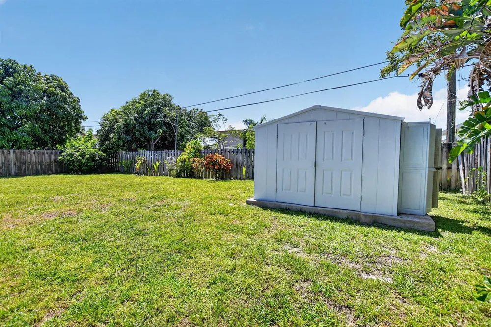 277 NW 3rd Court Boca Raton, FL 33432