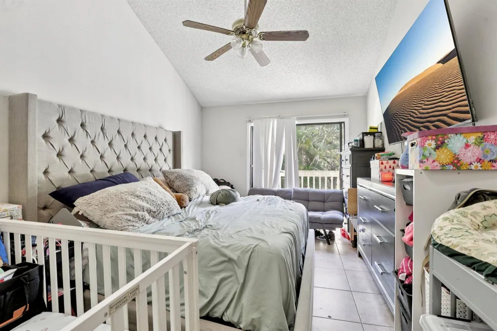 7208 Sportsmans Drive North Lauderdale, FL 33068