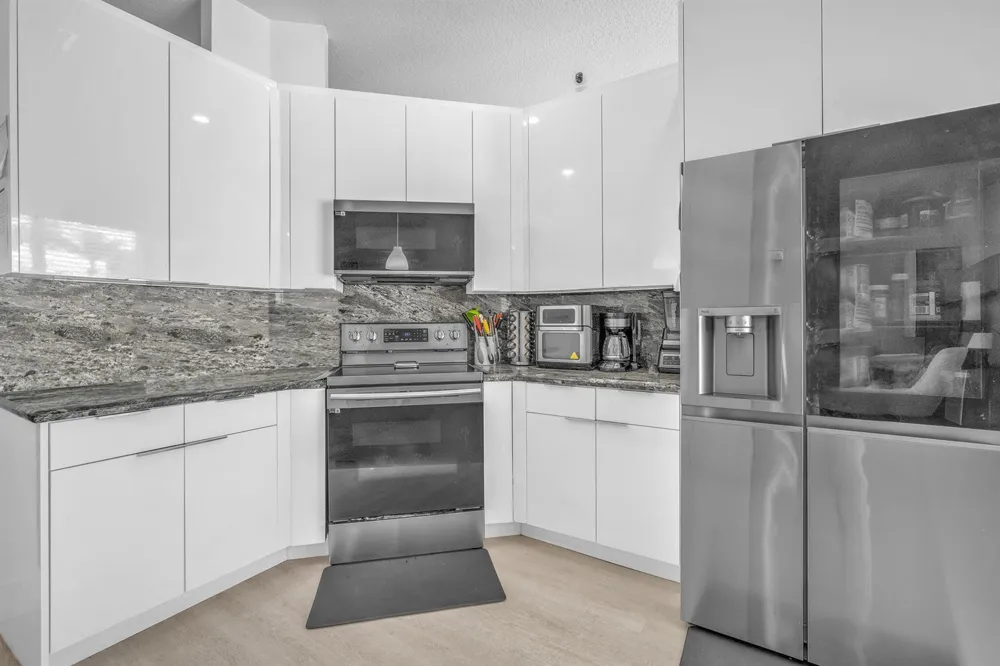 16423 Segovia Circle S Fort Lauderdale, FL 33331
