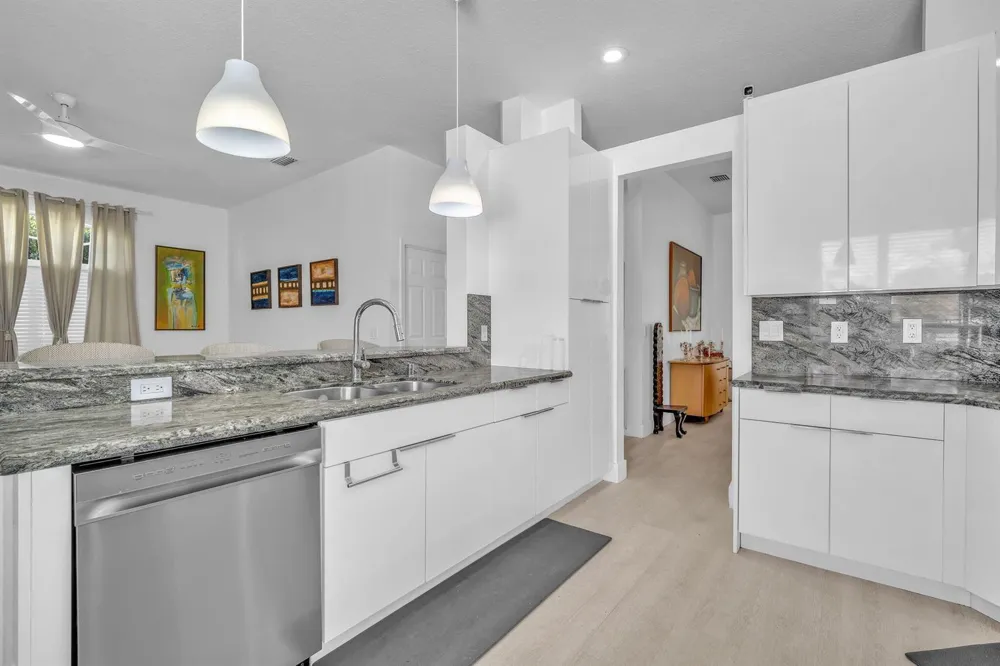 16423 Segovia Circle S Fort Lauderdale, FL 33331