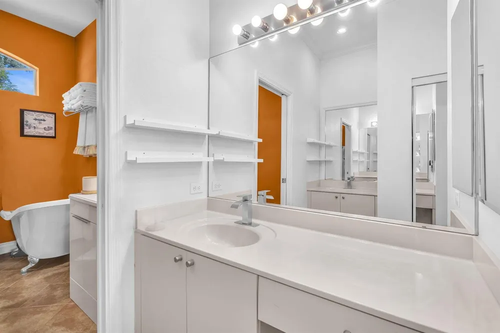 16423 Segovia Circle S Fort Lauderdale, FL 33331