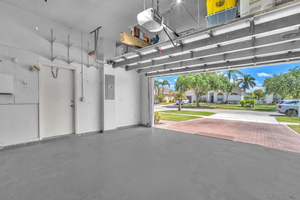 16423 Segovia Circle S Fort Lauderdale, FL 33331