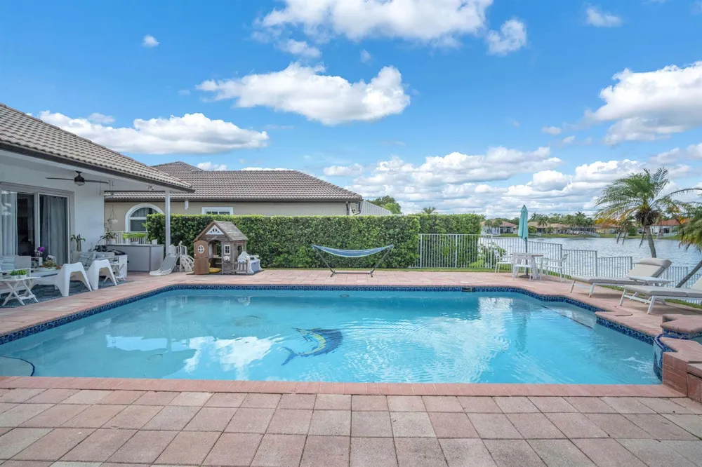 16423 Segovia Circle S Fort Lauderdale, FL 33331