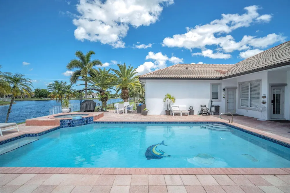 16423 Segovia Circle S Fort Lauderdale, FL 33331