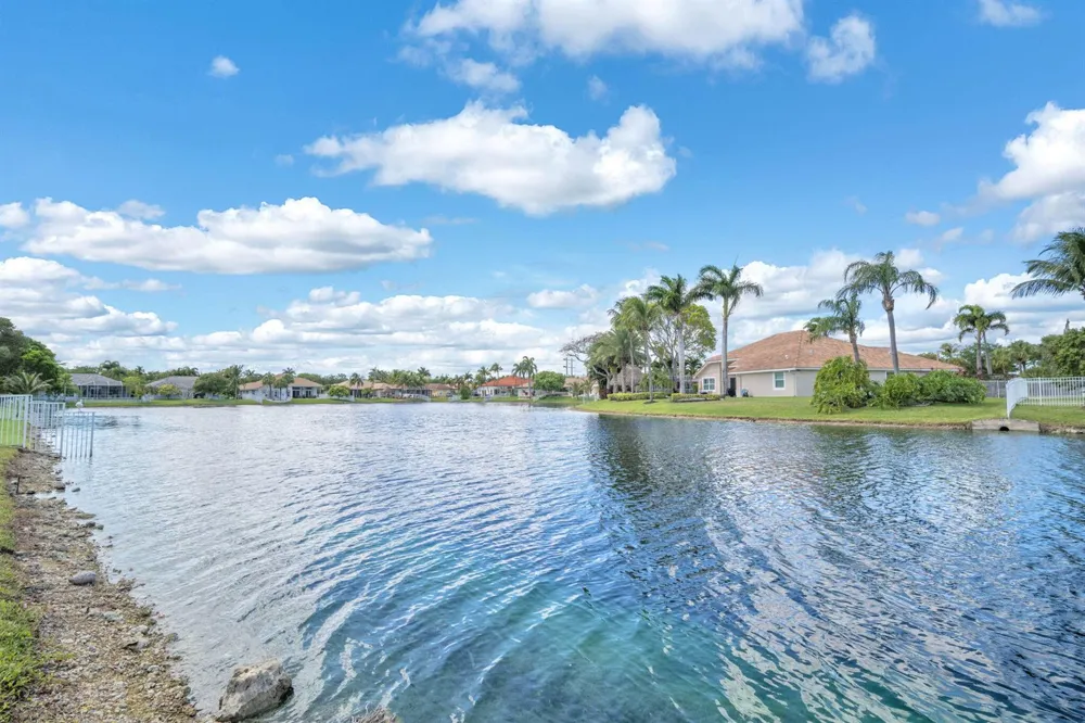 16423 Segovia Circle S Fort Lauderdale, FL 33331