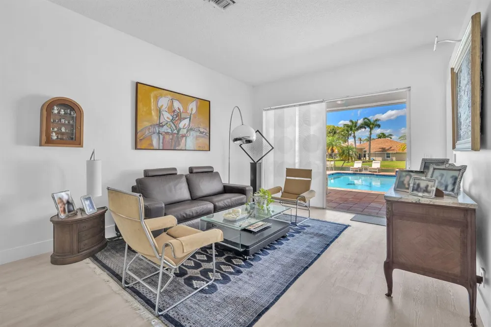 16423 Segovia Circle S Fort Lauderdale, FL 33331