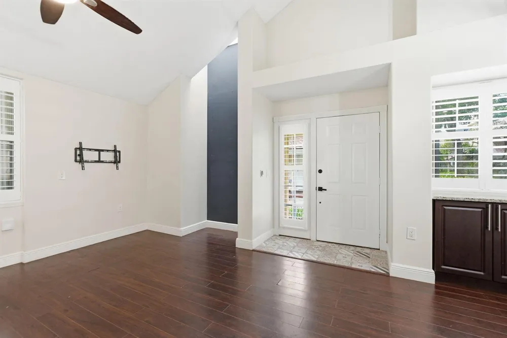 8111 Northboro Court #11d Lake Clarke Shores, FL 33406