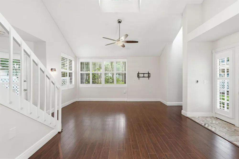 8111 Northboro Court #11d Lake Clarke Shores, FL 33406