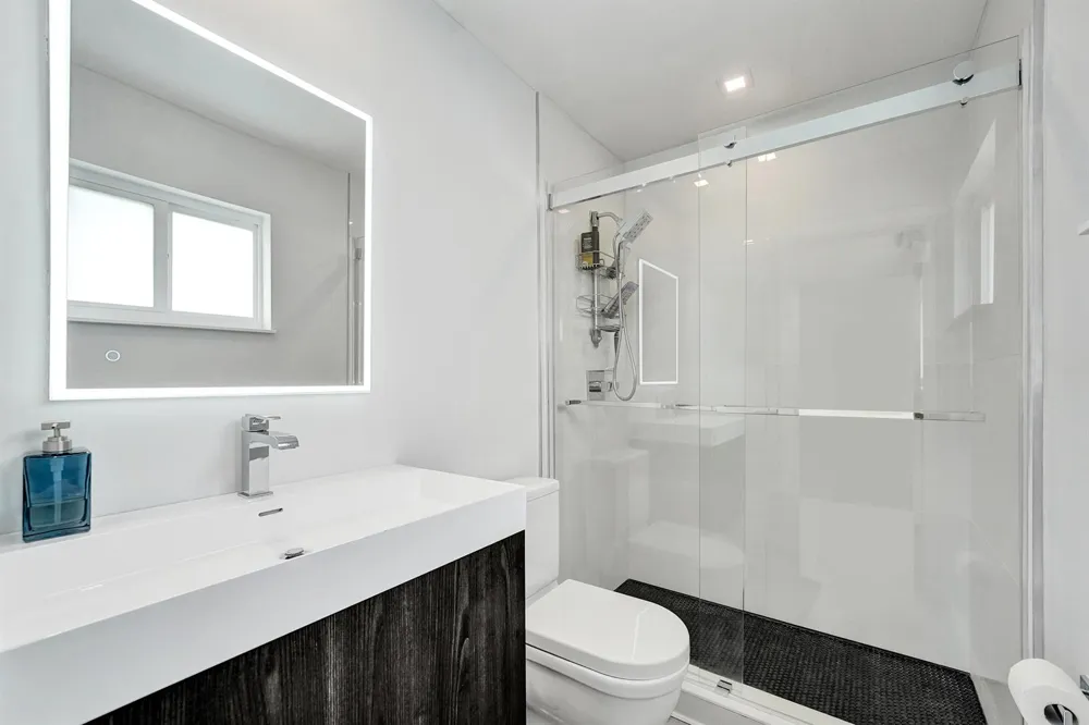381 SE 3rd Street Pompano Beach, FL 33060