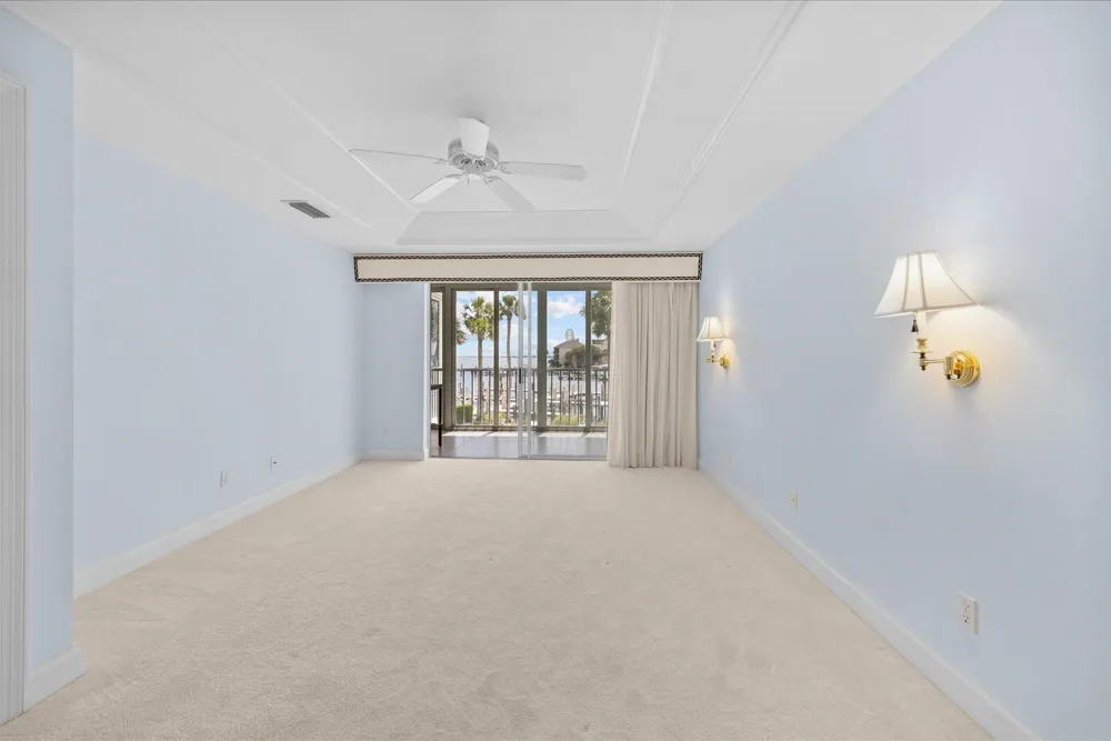 1903 Bay Road #206 Vero Beach, FL 32963