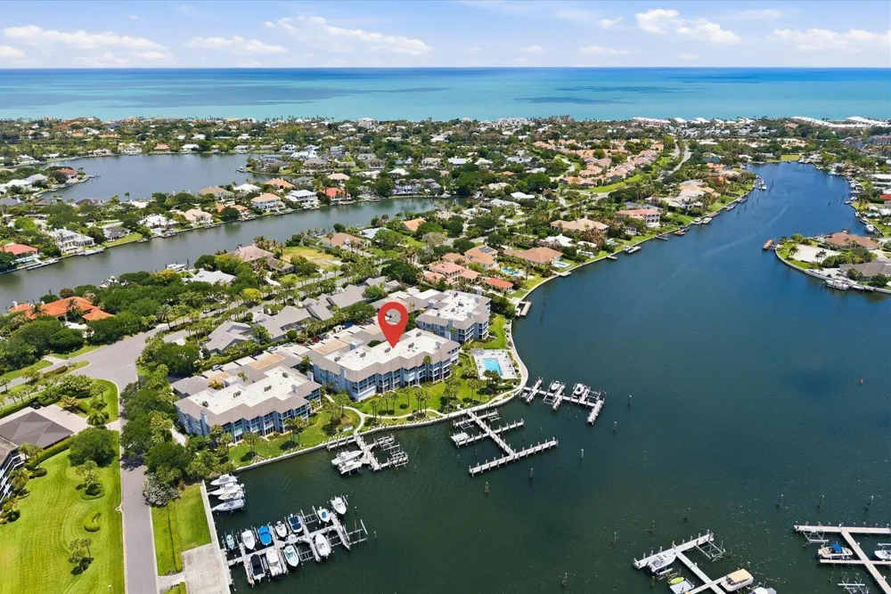 1903 Bay Road #206 Vero Beach, FL 32963