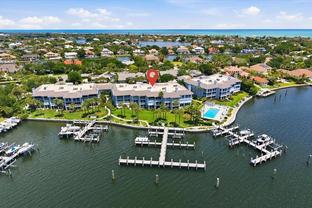 1903 Bay Road #206 Vero Beach, FL 32963