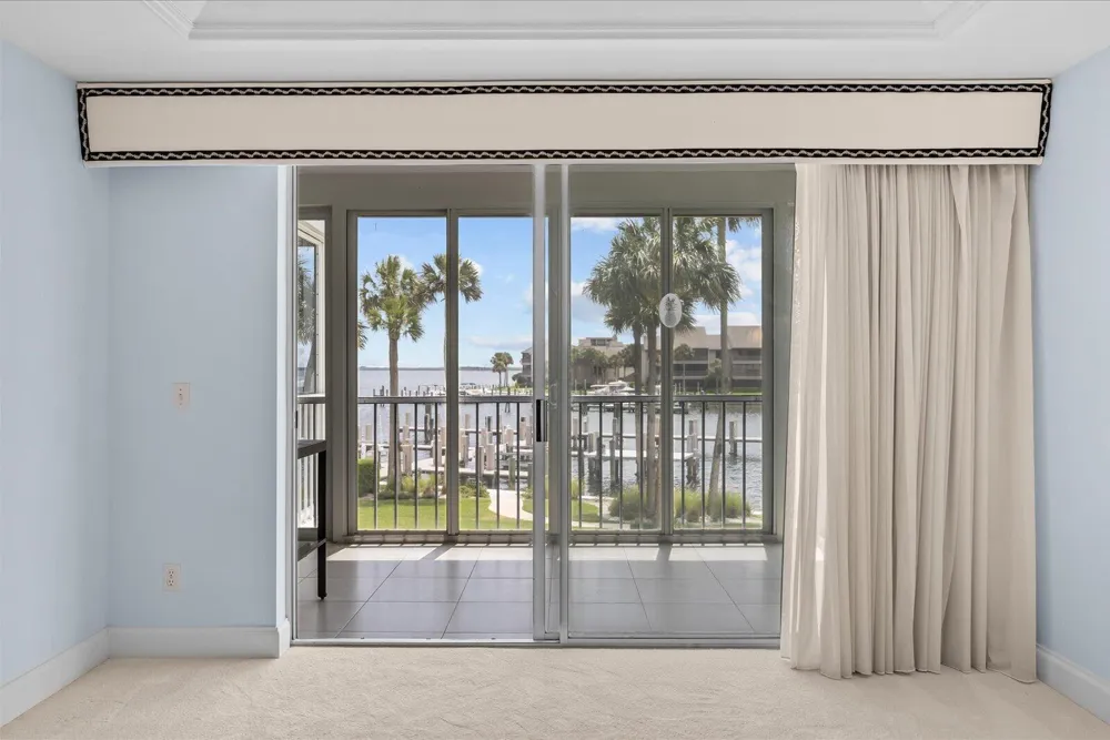 1903 Bay Road #206 Vero Beach, FL 32963