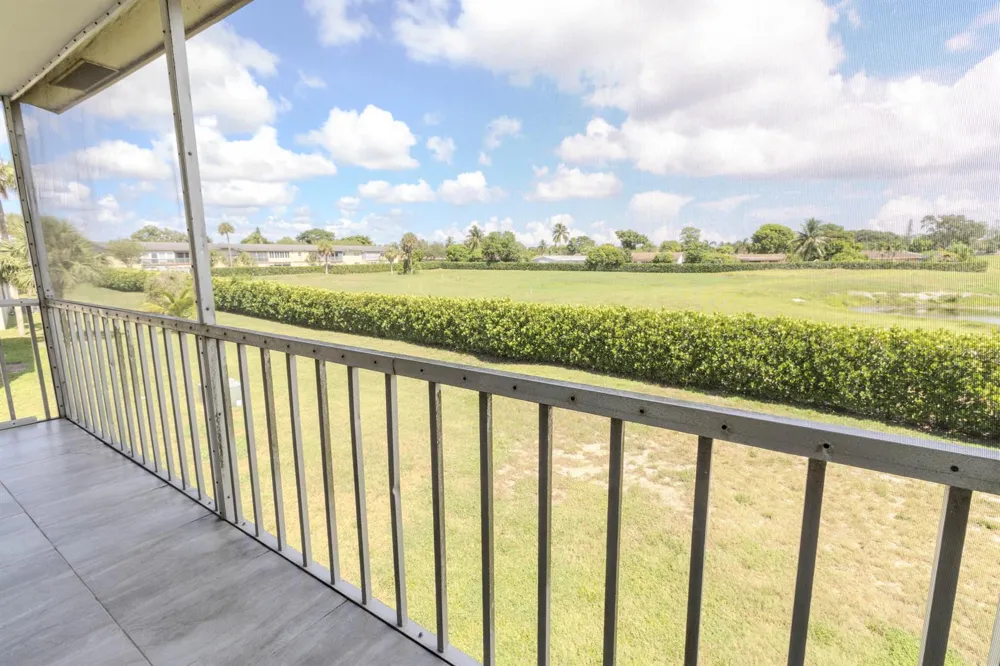 7855 NW 5th Court #Unit 201 Margate, FL 33063