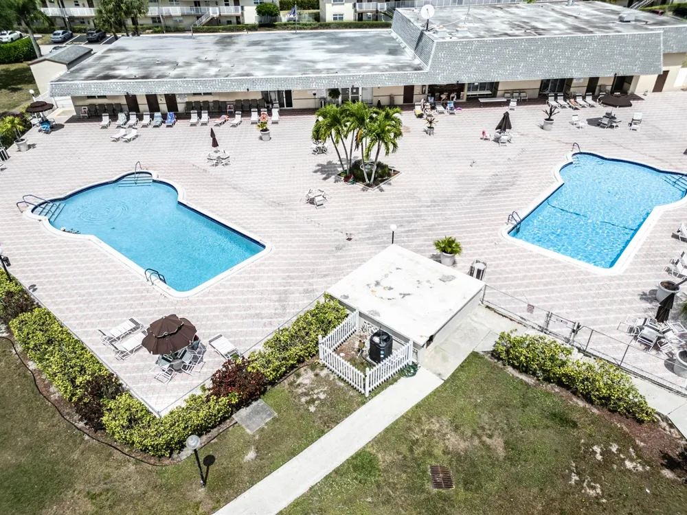 7855 NW 5th Court #Unit 201 Margate, FL 33063