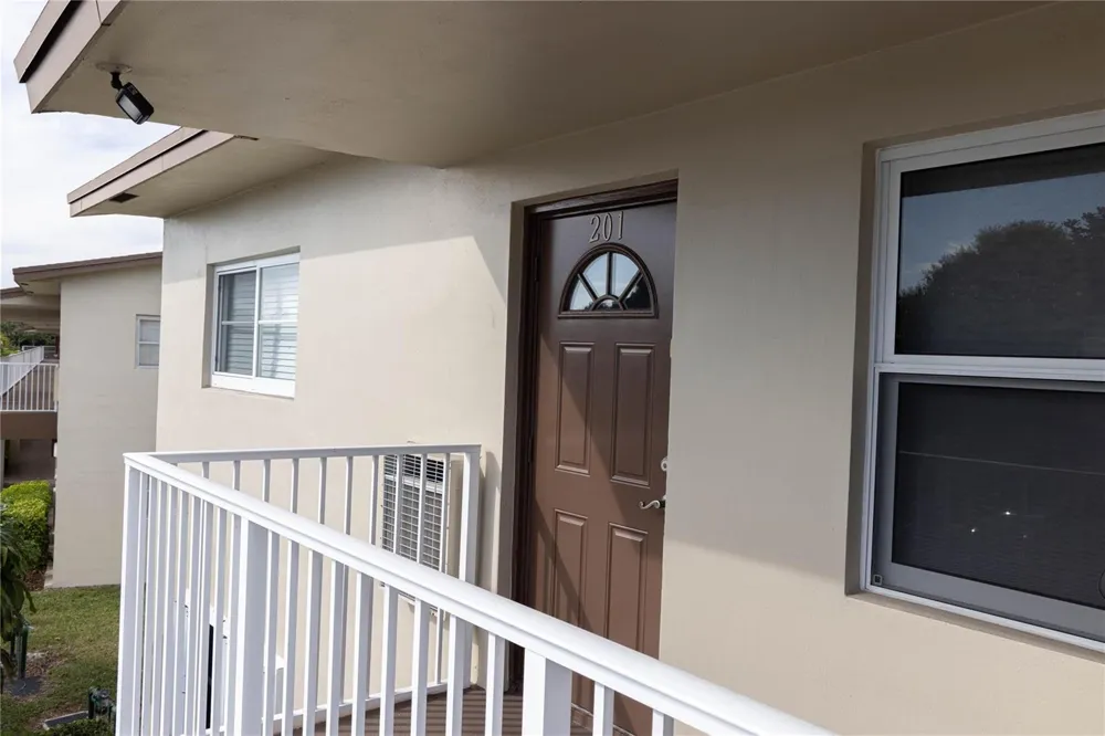 7855 NW 5th Court #Unit 201 Margate, FL 33063