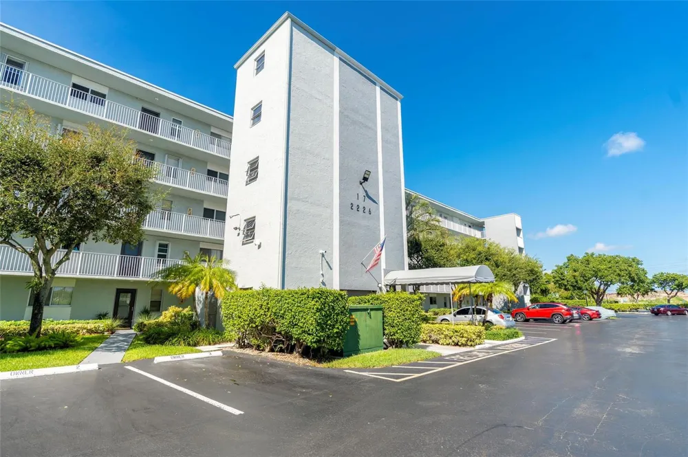 2226 Cypress Bend Drive #308 Pompano Beach, FL 33069