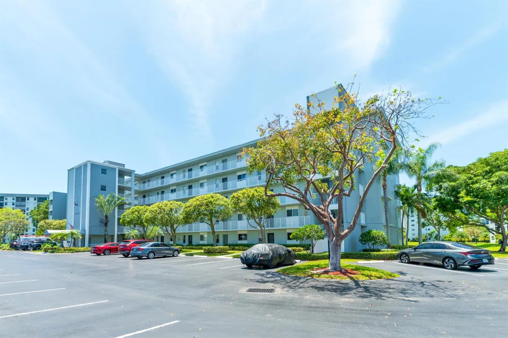 2226 Cypress Bend Drive #308 Pompano Beach, FL 33069