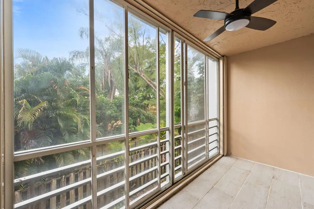 9470 Live Oak Place #204 Davie, FL 33324