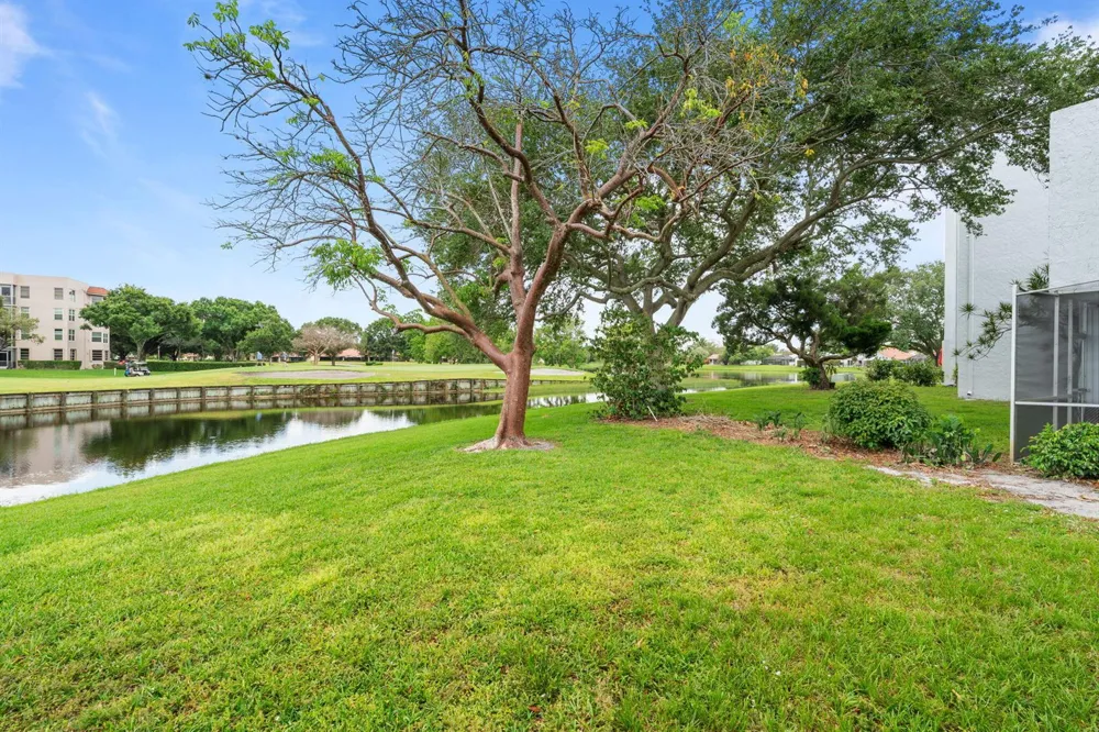9470 Live Oak Place #204 Davie, FL 33324