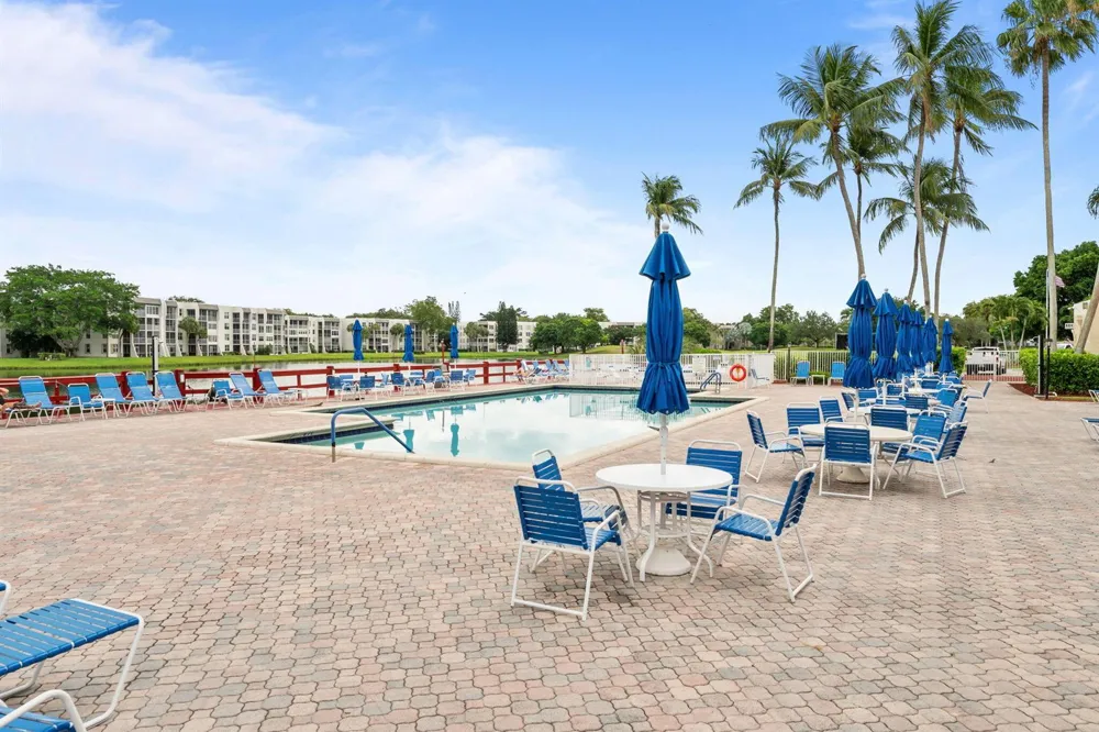 9470 Live Oak Place #204 Davie, FL 33324