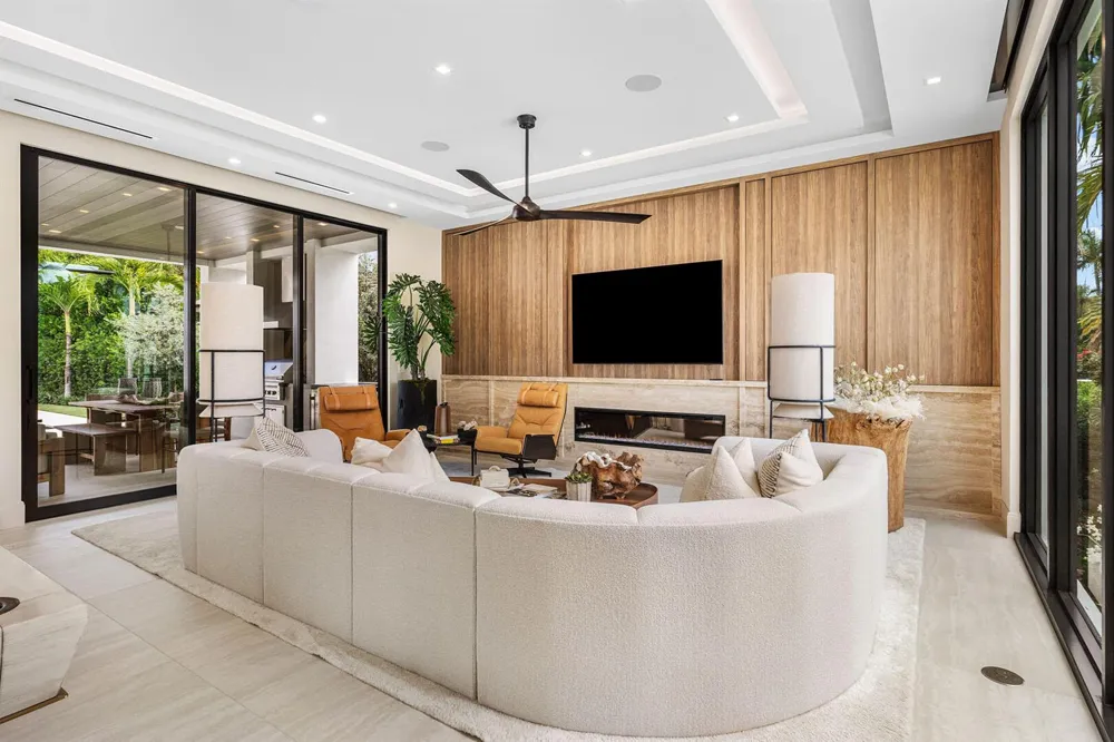 303 S Maya Palm Drive Boca Raton, FL 33432