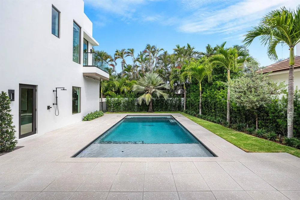 303 S Maya Palm Drive Boca Raton, FL 33432