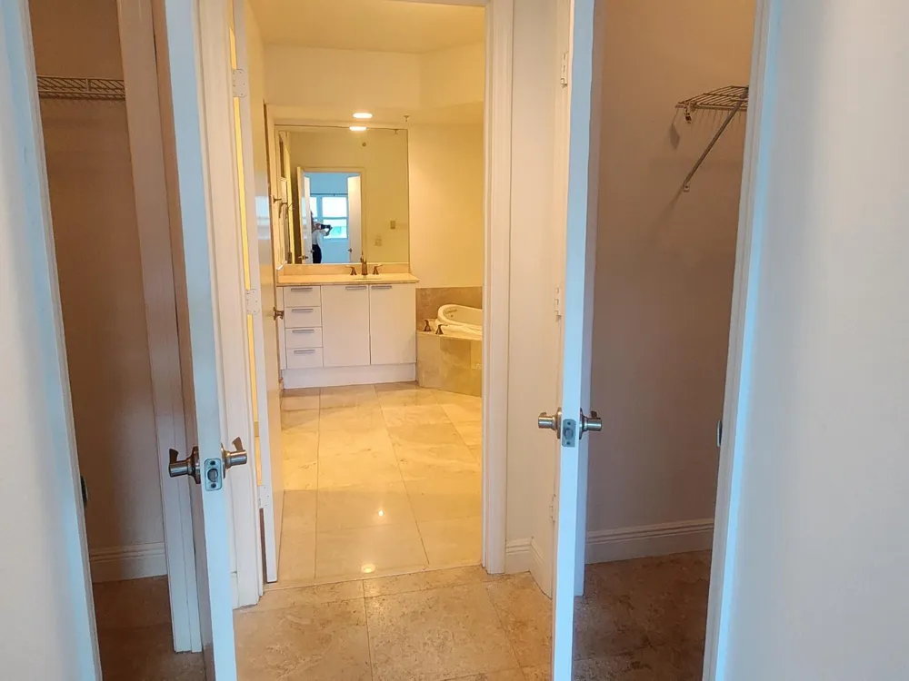 15051 Royal Oaks Lane #202 North Miami, FL 33181