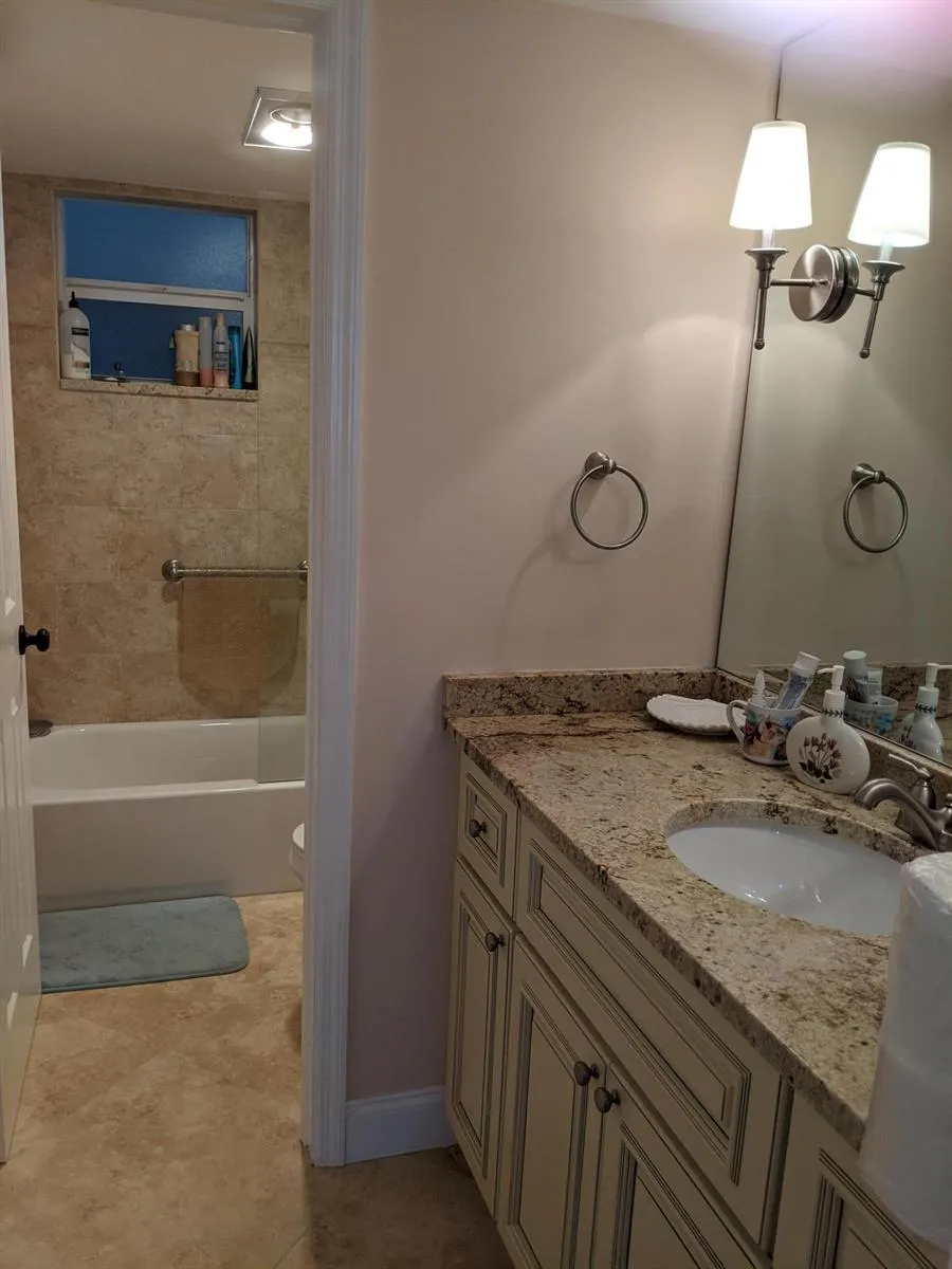 3570 S Ocean Boulevard #500 South Palm Beach, FL 33480
