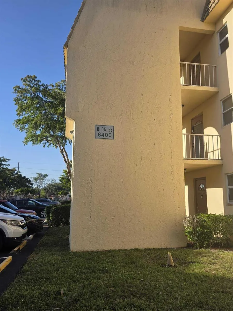 8400 Sunrise Lakes Boulevard #107 Sunrise, FL 33322