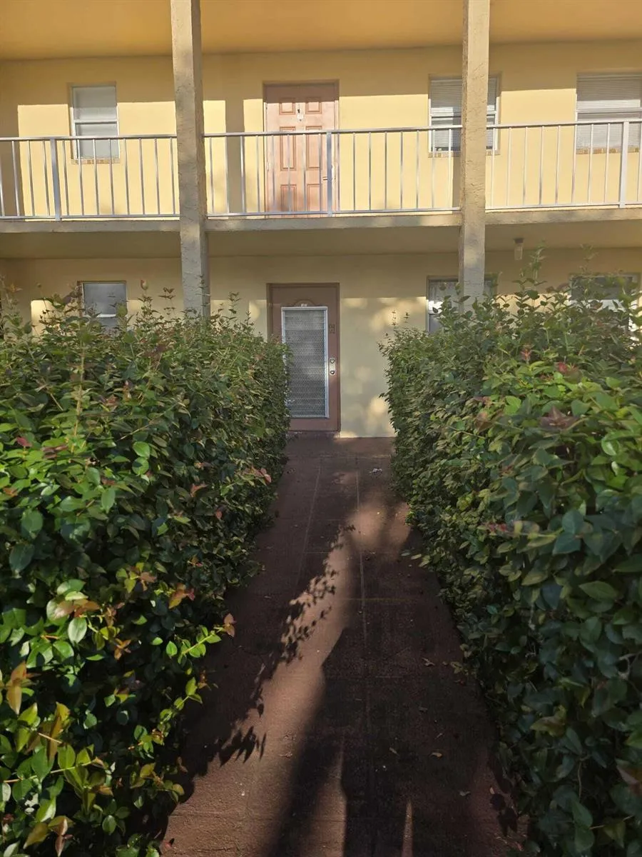 8400 Sunrise Lakes Boulevard #107 Sunrise, FL 33322