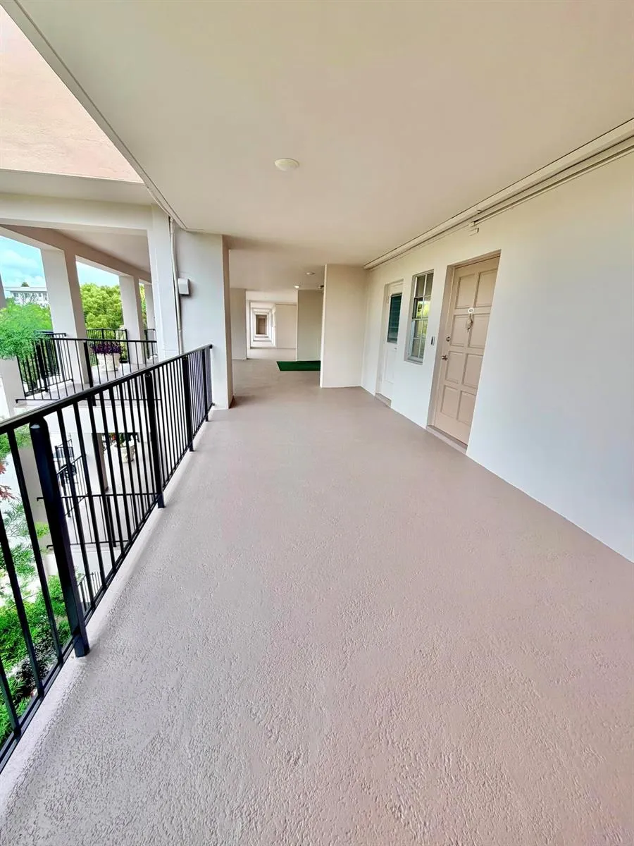 2800 Palm Aire Drive #Unit 404 Pompano Beach, FL 33069