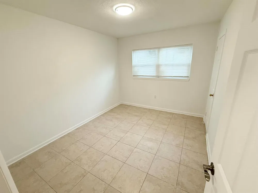 912 SE Tarpon Avenue Stuart, FL 34994