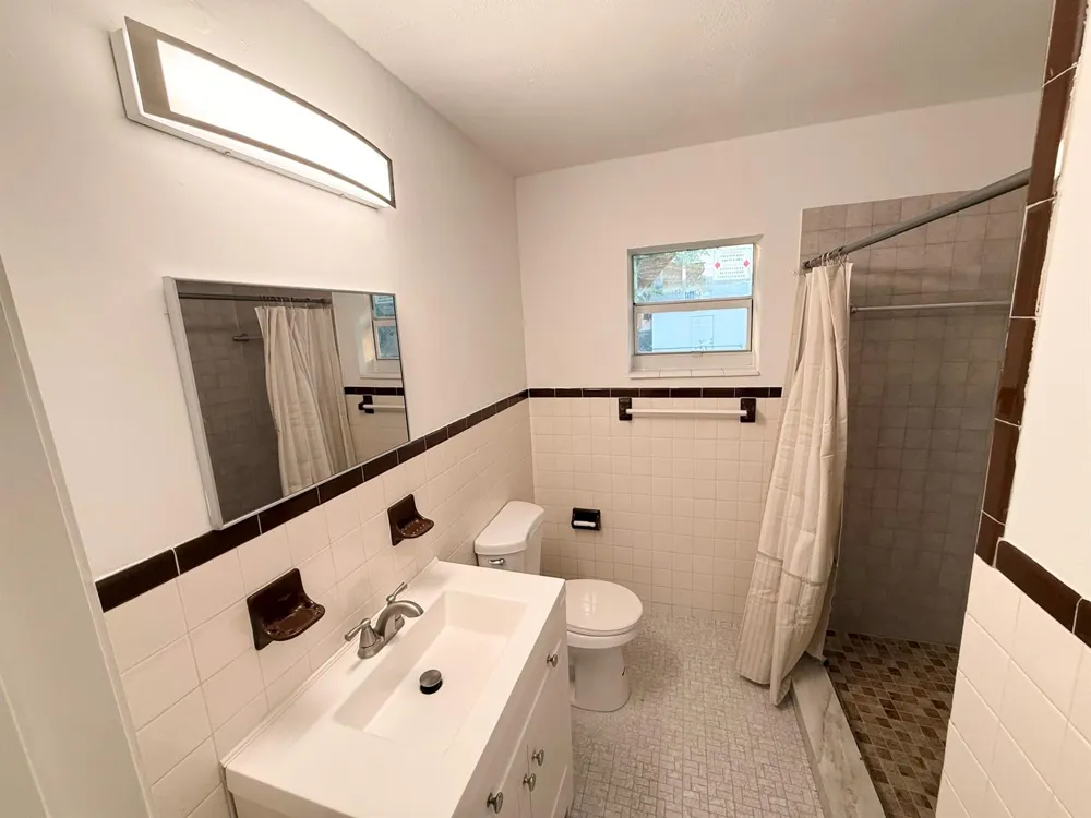 912 SE Tarpon Avenue Stuart, FL 34994