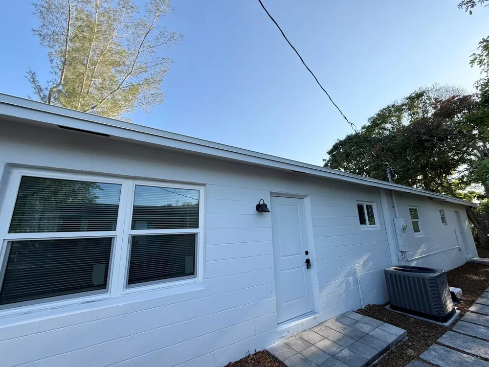 912 SE Tarpon Avenue Stuart, FL 34994