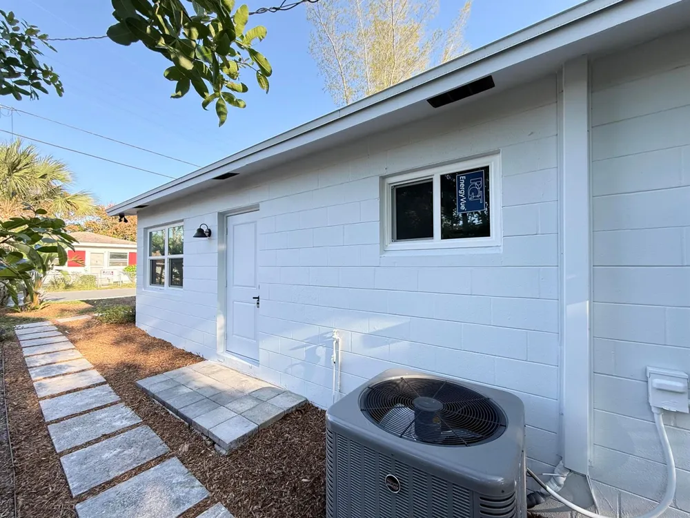 912 SE Tarpon Avenue Stuart, FL 34994