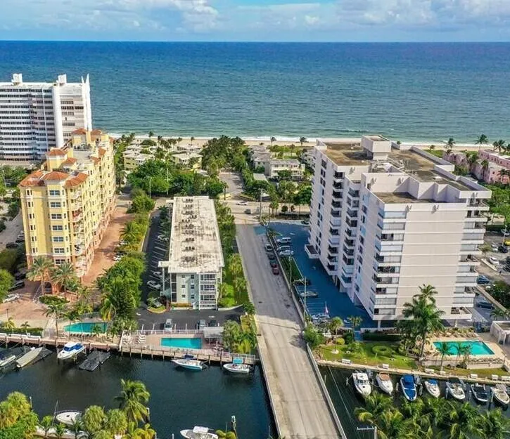 2020 Terra Mar Drive #205 Pompano Beach, FL 33062