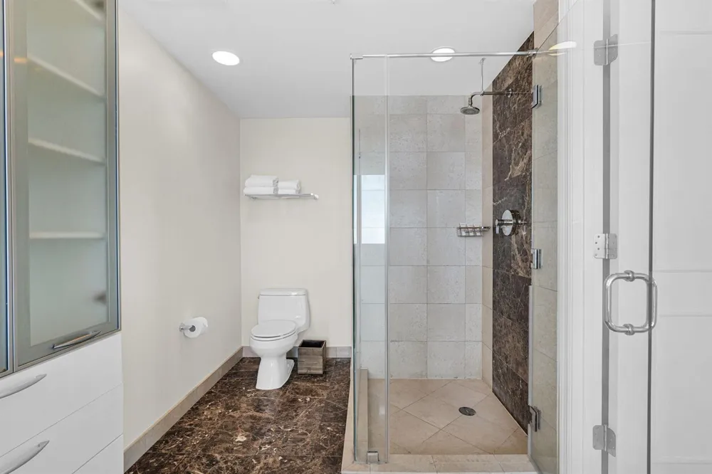 505 Fort Lauderdale Beach Boulevard #2018 Fort Lauderdale, FL 33304