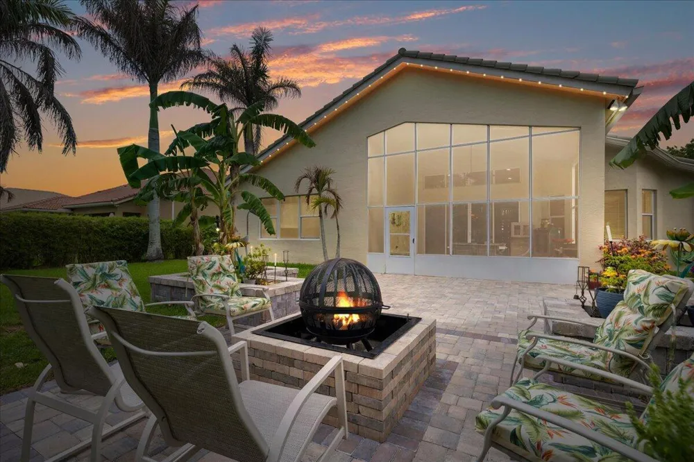 5185 Topaz Lane SW Vero Beach, FL 32968