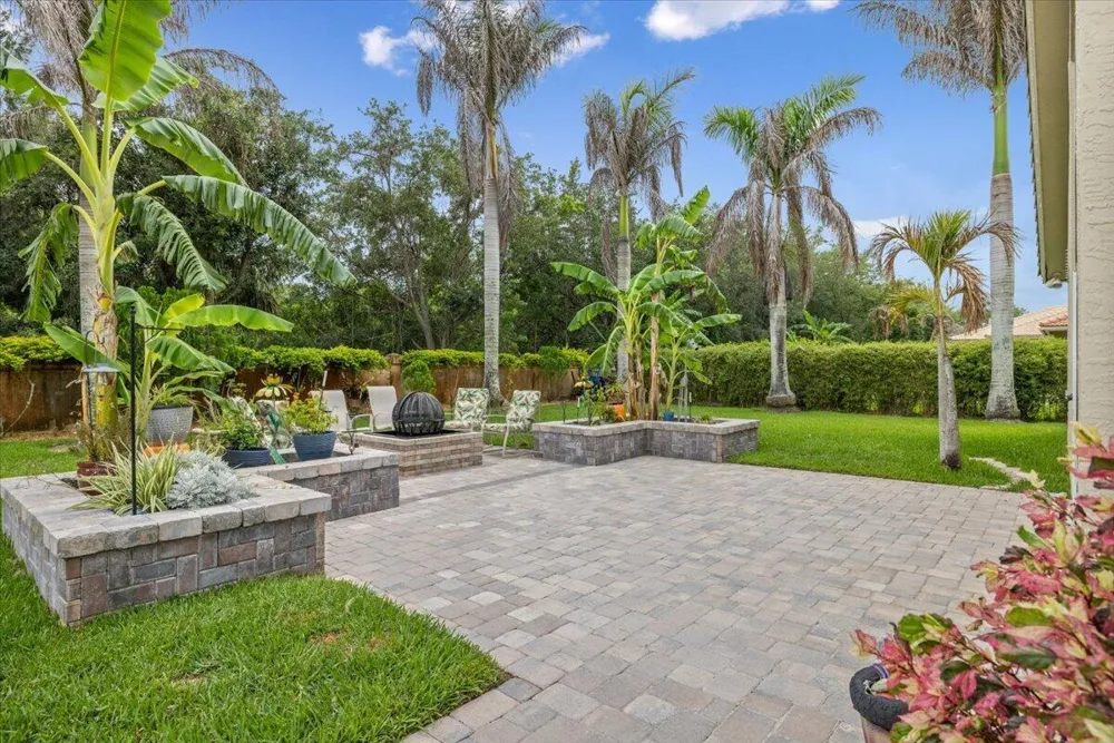 5185 Topaz Lane SW Vero Beach, FL 32968