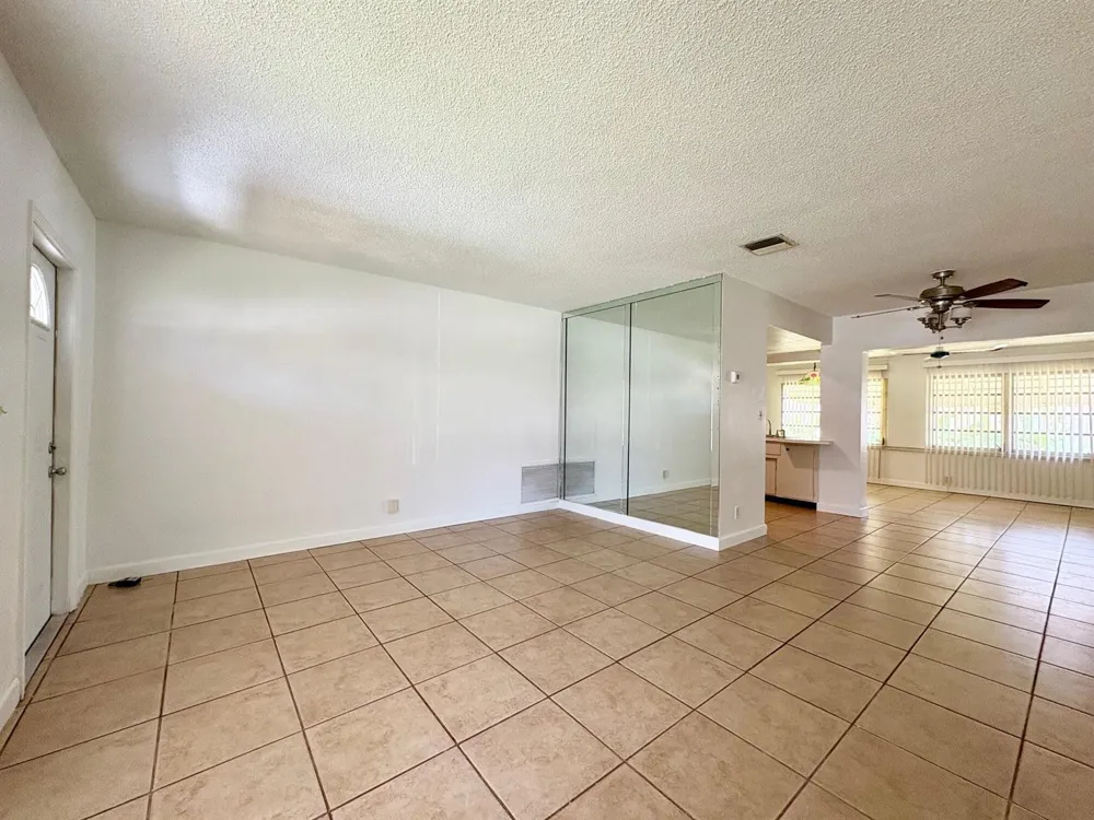 4603 NW 49th Street Tamarac, FL 33319