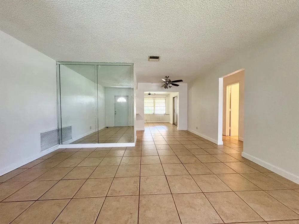 4603 NW 49th Street Tamarac, FL 33319