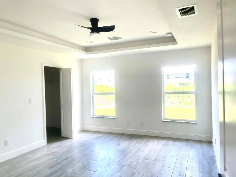 1260 SE Larkspur St Street SE Palm Bay, FL 32909