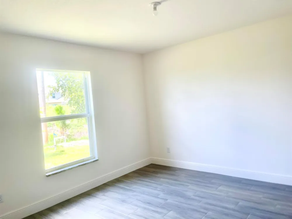 1260 SE Larkspur St Street SE Palm Bay, FL 32909